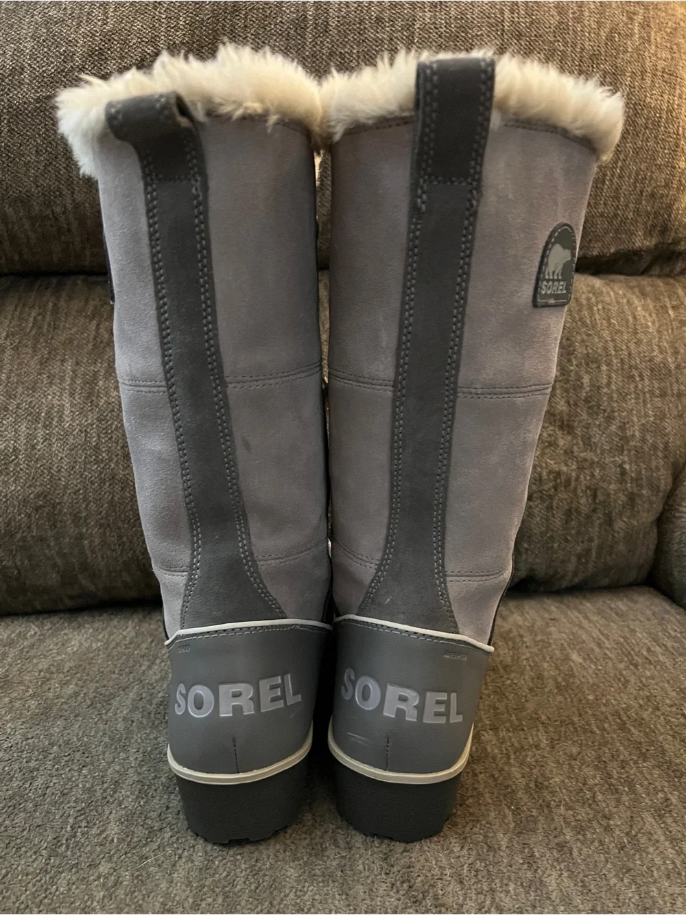 New SOREL Tivoli High II Suede Snow Boots - Charcoal Grey - Women's Size 7 NWOB